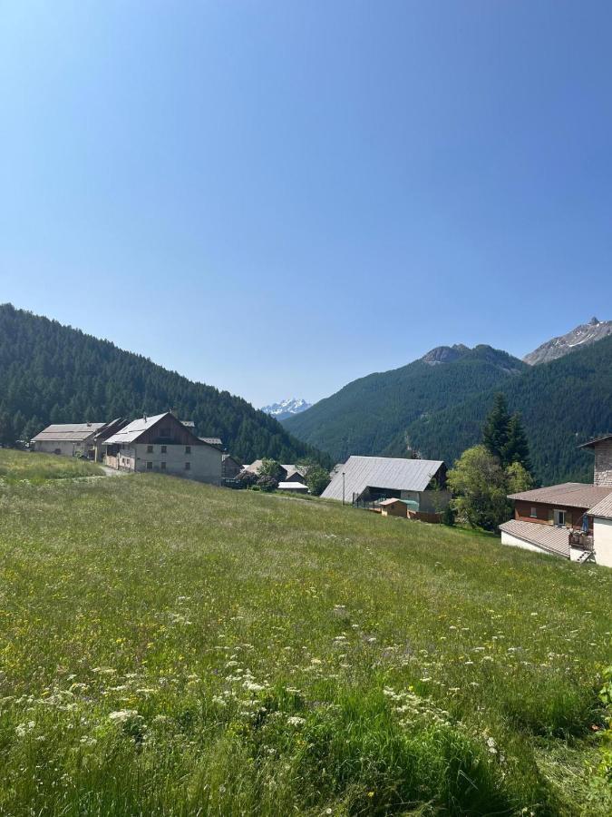 Le Chalet Des Sommets Arvieux Exterior foto